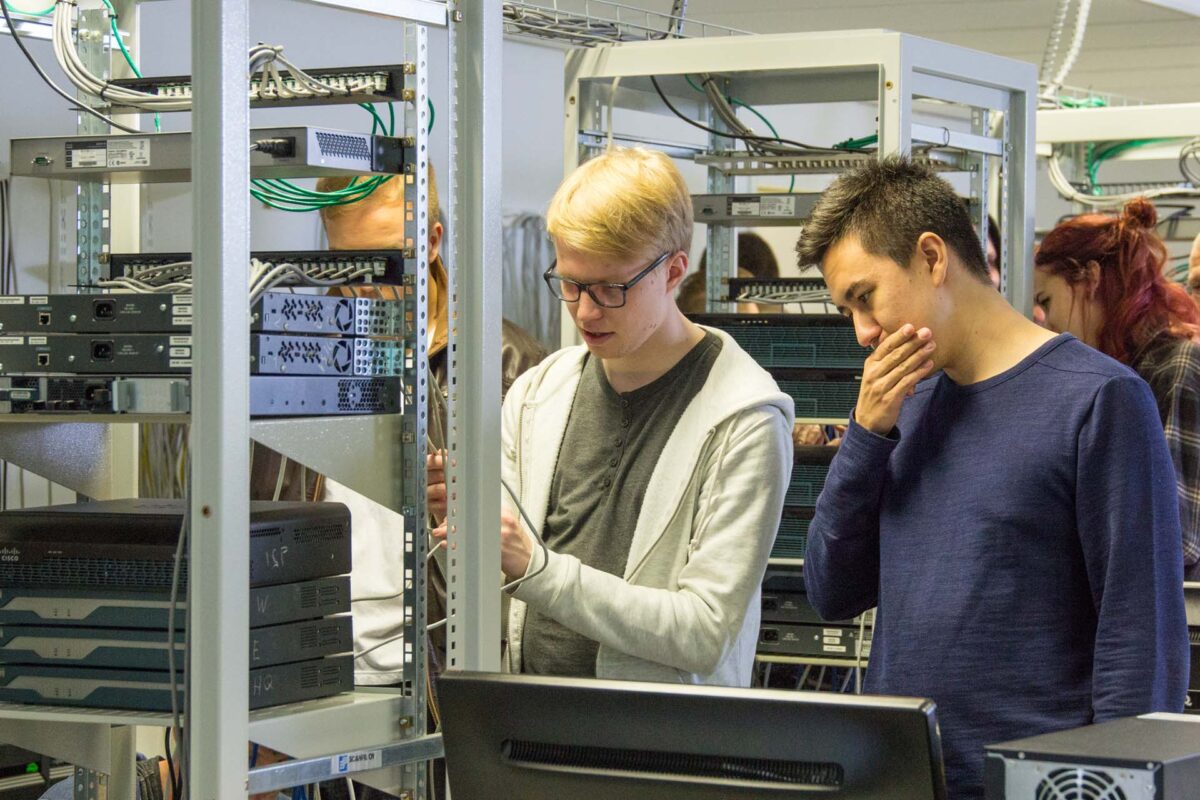 tekniikan opiskelijoita, engineering students