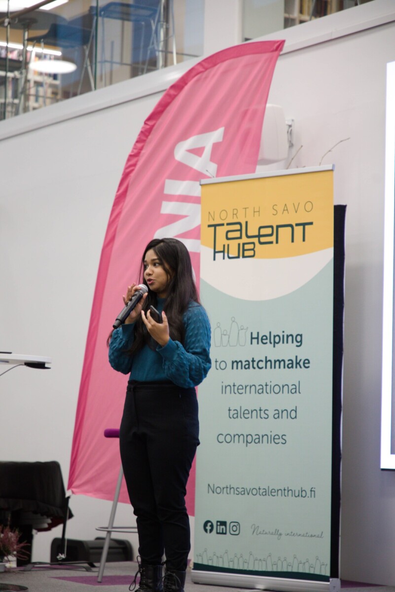 Saireen at a Talent Hub event.