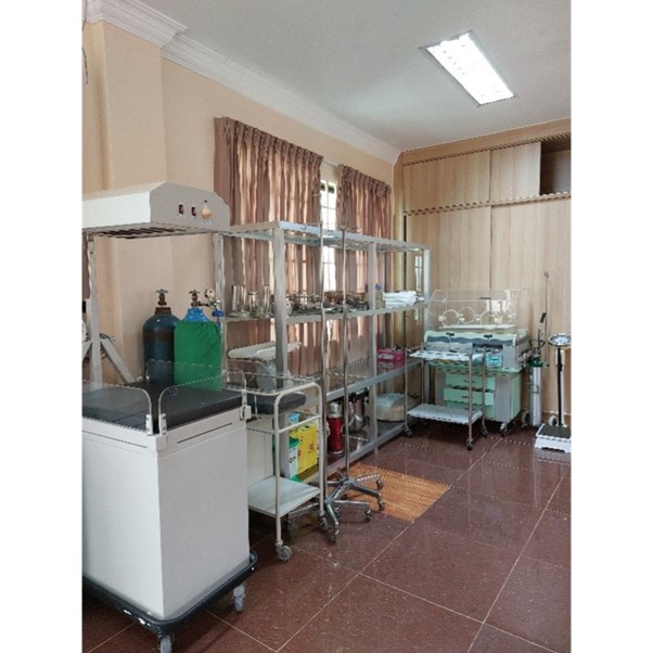 Kuvassa laboratoriotila.