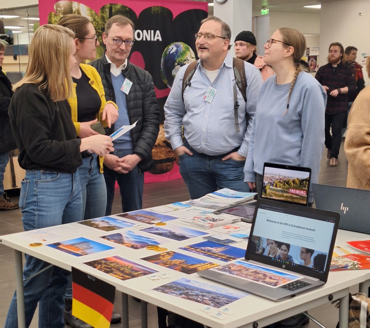 During the event, students shared information to other students about exchange opportunities, giving them the opportunity to learn about Savonia's international partners and how to include internationality to their studies.