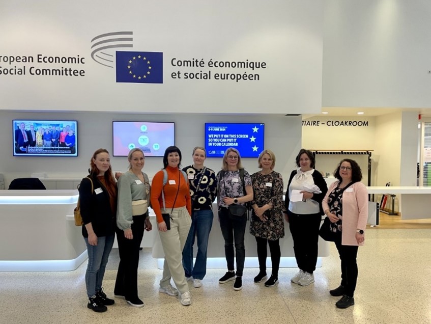 People At European Economic and Social Committee.