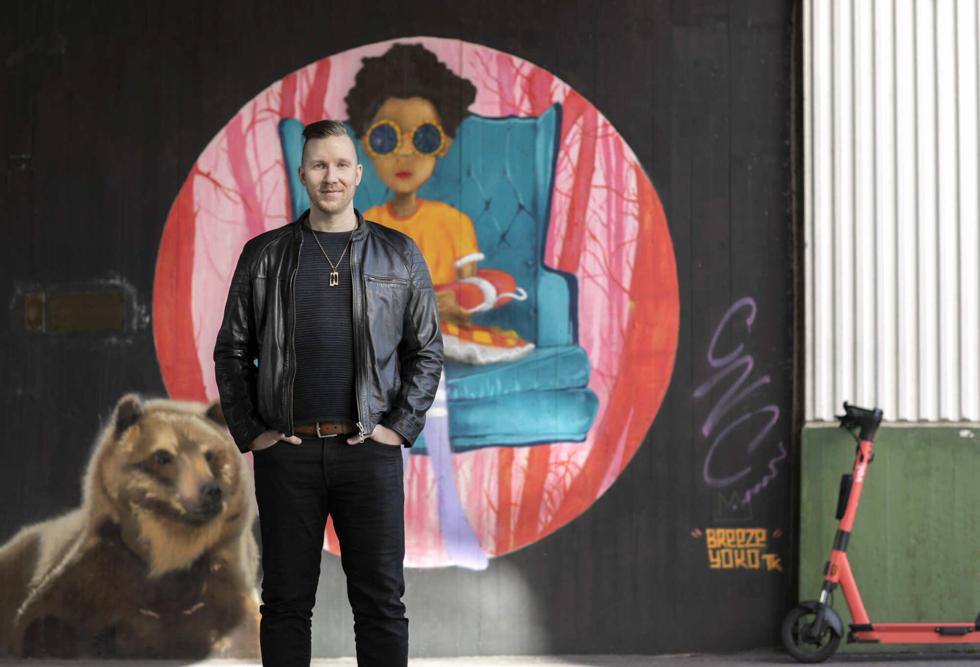 Aaron opiskelee innovaatiotoiminnan asiantuntijaksi.