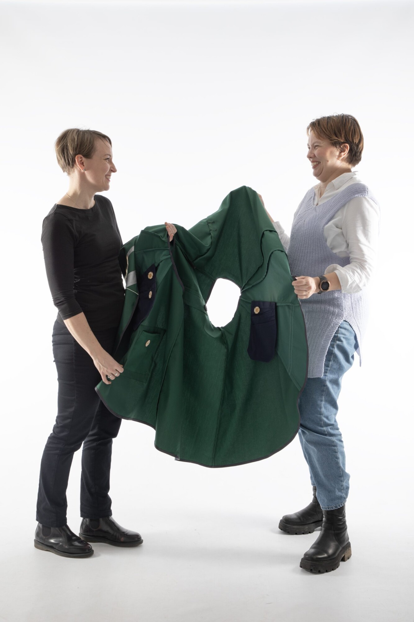 Sheldy – Upcycling Concept Uses High-Performance Gear and Textile Leftovers