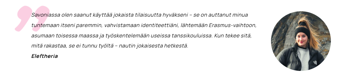 Vasemmalla on suomenkielinen sitaatti ja oikealla pieni muotokuva hymyilevästä naisesta neuletakissa ja talvitakissa. Lainauksen alla on nimi Eleftheria.
