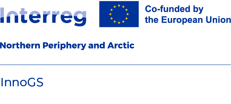 Logo, jossa on Euroopan unionin lippu ja teksti: Interreg Northern Periphery and Arctic, Euroopan unionin osarahoittama, InnoGS.
