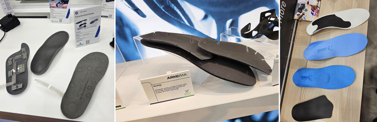 Kolme kuvaa mukautetuista pohjallisista: vasemmalla mustat pohjalliset ja työkalu pöydällä, keskellä mustat pohjalliset jalustalla ja kyltti, oikealla kolme paria sinisiä ja mustia pohjallisia puulattialla.